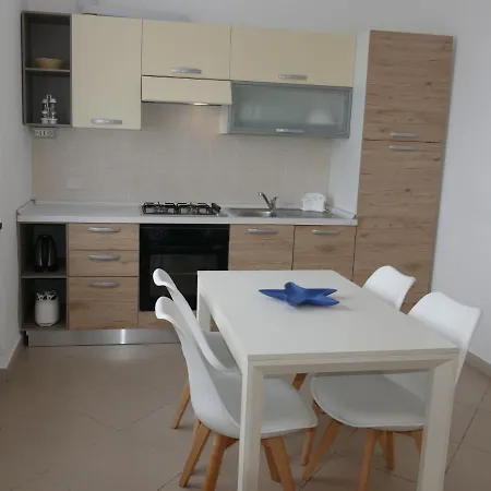 Appartamento Elsa By Interhome